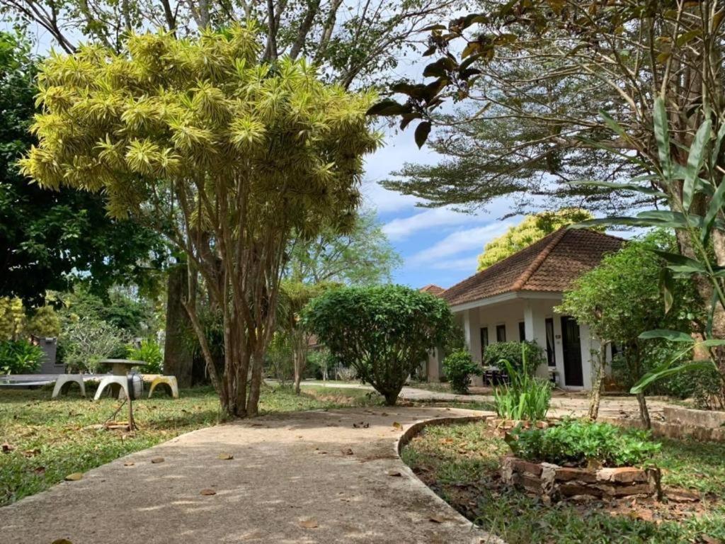 Baan Chueng Kao Resort Ranong Exterior foto